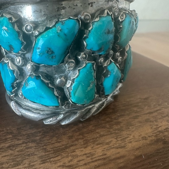 Exquisite Old Turquoise Treasure Cuff 30%Off !! - Picture 11 of 13